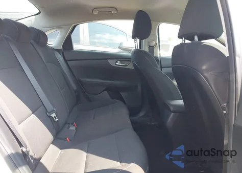 2020 Kia Forte Lxs из США, поврежденный, VIN 3KPF24AD3LE149463